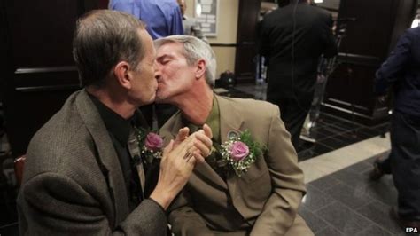 Alabama Gay Marriage Begins In Some Counties Bbc News