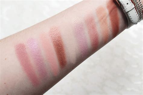 Huda Beauty Light Nude Obsessions Palette Review Swatches Hannah Heartss