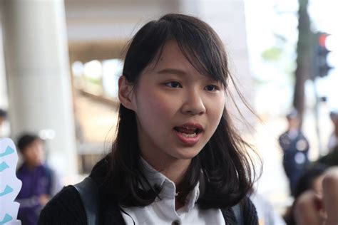 Agnes chow được nhà chức trách hong kong thả sáng 12/6 sau 6 tháng ngồi tù. Protest and class boycott planned at Baptist University ...