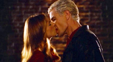 The Most Satisfying Kisses In Tv History Wow Gallery Ebaum S World