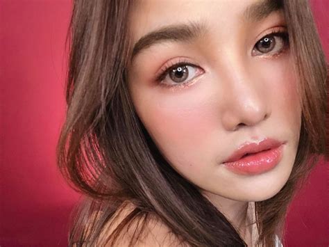 เรียกว่าอินเนอร์มาเต็ม พร้อมความจริตจะกร้านครบตั้งแต่เด็กๆ สำหรับนักร้องสาว กระแต อาร์สยาม หรือ นิภาพร บุญยะเลี้ยง ซึ่งล่าสุดเจ้าตัว. น้องเรียนปีไหนเอ่ย! กระแต อาร์สยาม สายแบ๊ว หุ่นเป๊ะ หน้า ...