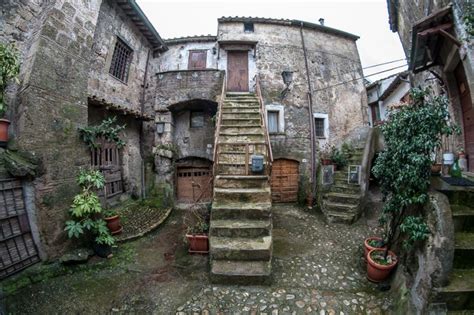 Calcata Italy The Land That Time Forgot Wanted In Rome