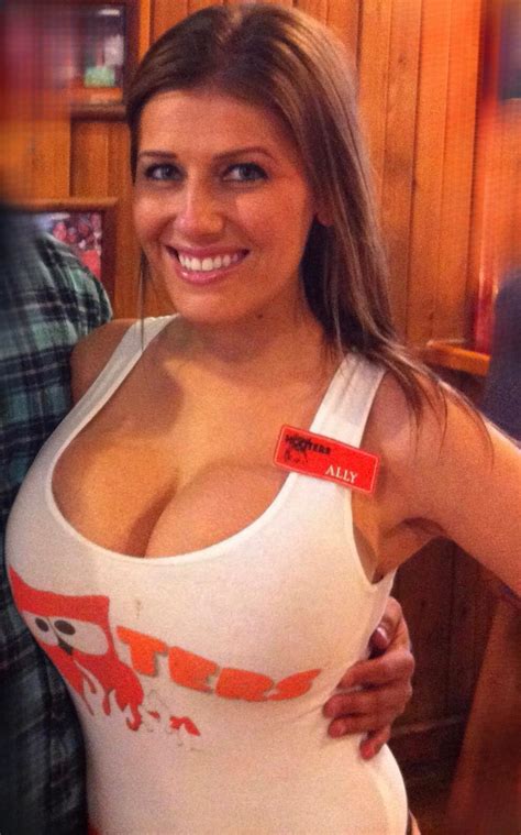 Can She Get Your Week Started Off Right R Hooters