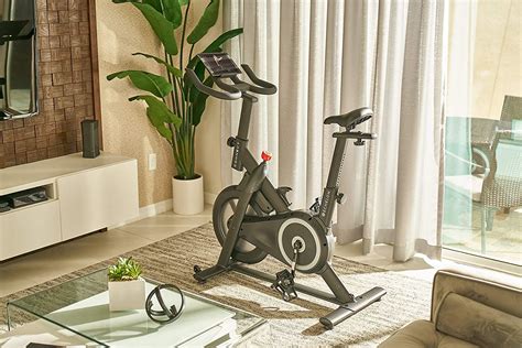The bike was silent for multiple workouts for multiple family members during the first week. Echelon Bike Clicking Noise / Echelon Bike Review We Tried The Echelon Smart Connect Bike Ex5s ...