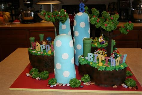 Strong bull and little bibi. Super Smash Bros Cake - Yoshi's Island Battle Scene ...