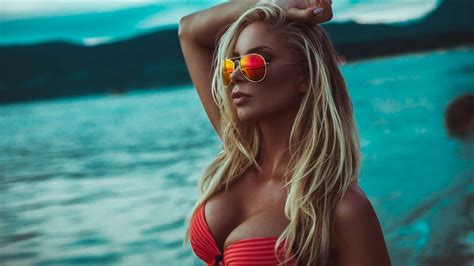 Wallpaper Women Model Blonde Sunglasses Lake Red Big Boobs Cleavage Underwater Bikini