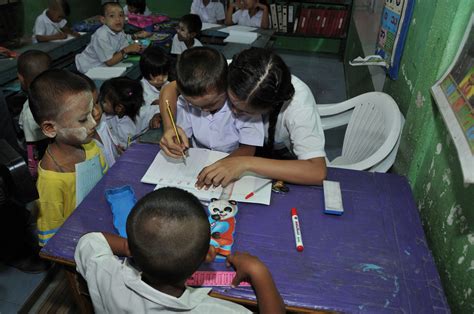 ศูนย์พัฒนาการสาธารณสุขมูลฐานภาคกลาง จังหวัดชลบุรี 100 หมู่ 1 ถนนพระยาสัจจา ตำบลเสม็ด อำเภอเมืองชลบ. ระนองผุด 'ศูนย์สาธารณสุขมูลฐานชุมชนไทย-พม่า' ต้นแบบ ให้ ...
