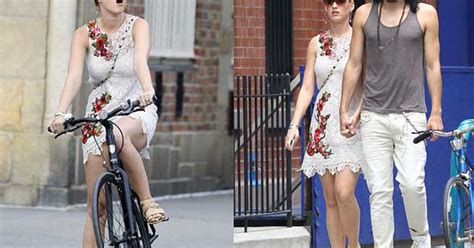 Redhead Katy Perry Enjoys Bike Ride In New York Mirror Online