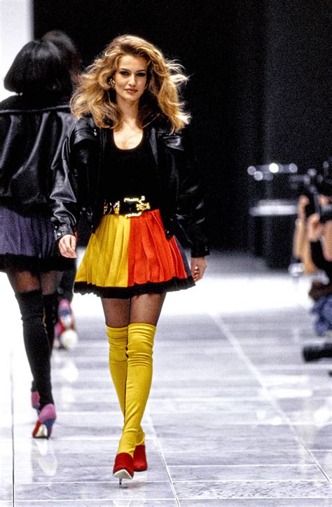 Versace Fall 1991 Ready To Wear Fashion Show Old Fashioned In 2019