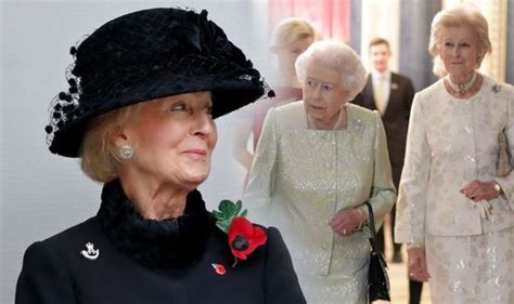 Queen Elizabeth Ii Secret Signals Between Her And Best Friend Princess
