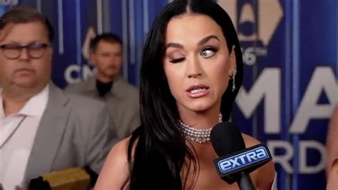Katy Perry Explains That Gone Viral Eye Twitch Exclusive Youtube
