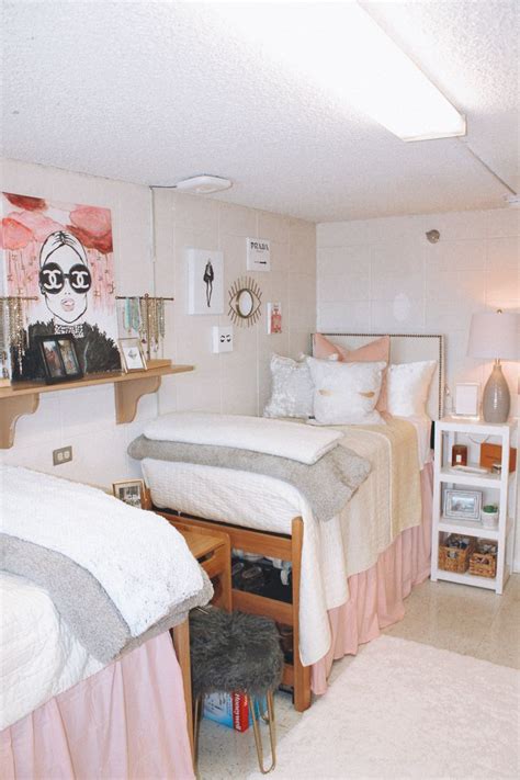 Tutwiler Dorm University Of Alabama Cozy Dorm Room Girls Dorm Room Dorm Room Decor