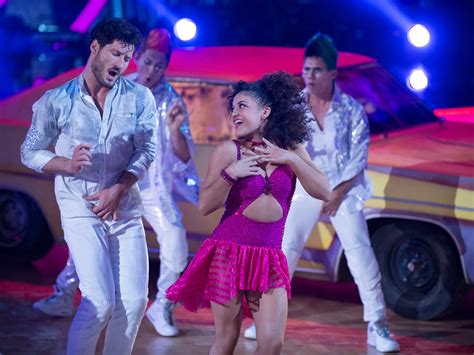Watch Laurie Hernandez Get The First Perfect Score On The Latest ‘dwts’ Self