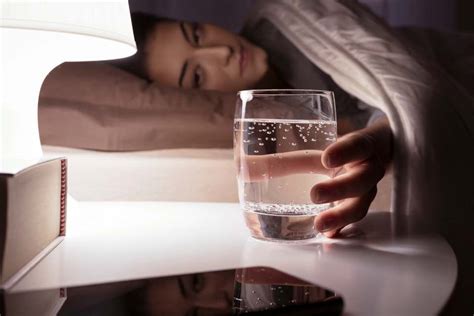 waking up thirsty at night causes and treatment daryeel magazine