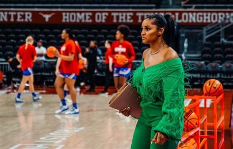 Coach Sydney Carter On Style And Her Hopes For Womens Basketball