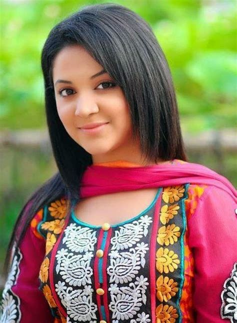 Urmila srabonti kar birth date: Bangladeshi actress Urmila Srabonti Kar HD photos ~ Prozukti24