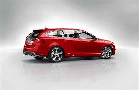 Enjoy high quality gallery cars, download and tell your friends in social networks. Foto: Volvo V60 R Design 2014 volvo v60 r design 2014 002 ...