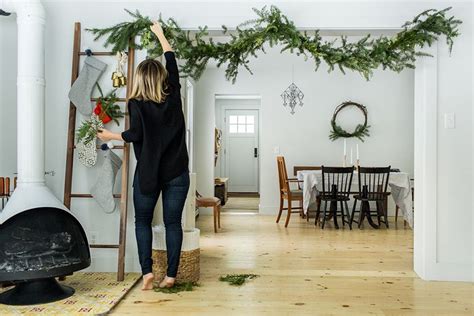 Diy For Holiday Garland Foraged From Your Yard A Simple And Easy And
