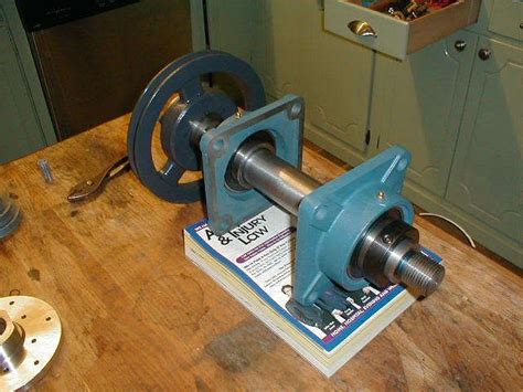 I have tried putting a rag in a vise and holding it like that but i thing a softer material is best for the job. Photo by Mark Norman | Woodworking workbench, Woodworking basics, Rustic woodworking