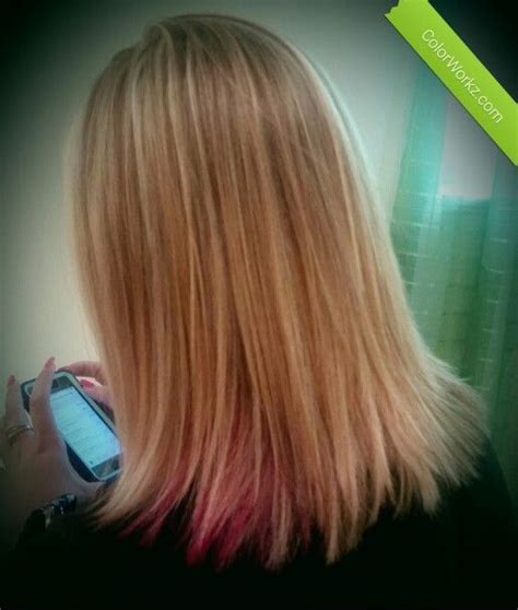 Short wavy thin hair blonde highlight. Hot pink panel in blonde highlighted hair with layers ...