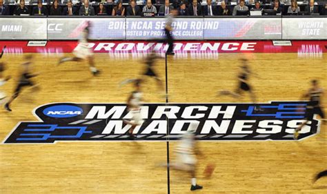 See full list on cordcuttersnews.com March Madness 2018 LIVE stream: How to watch NCAA ...