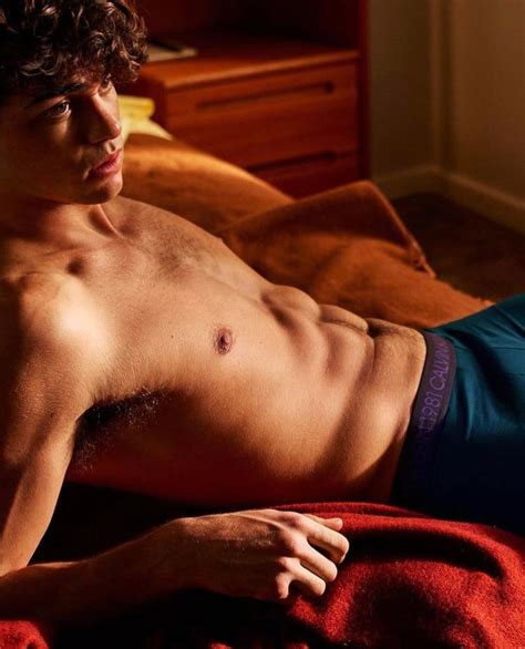 Noah Centineo Shirtless 5 Photos The Male Fappening