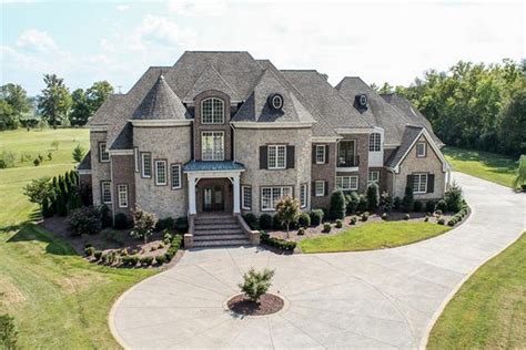 14000 Square Foot Brick Mansion In Brentwood Tn Homes Of The Rich
