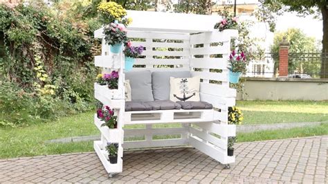 Ob im garten, auf der terrasse. DIY-Projekt für den Garten: Strandkorb aus 8 Europaletten ...