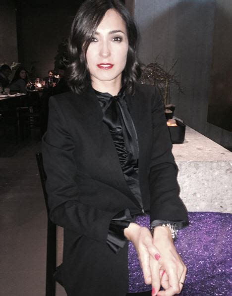 Scrivetemi a info@caterinabalivo.com www.caterinabalivo.com per ascoltare il mio podcast #ricominciodalno ⤵. FOTO Caterina Balivo su Instagram: pantalone viola glitterato!