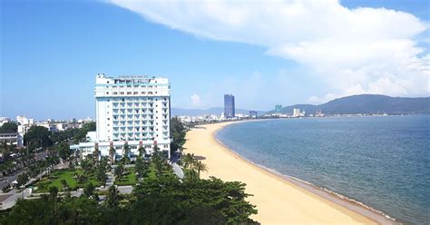Khởi nguồn vào cuối tháng 12 năm 2019 với tâm dịch đầu tiên được ghi nhận tại thành phố vũ hán thuộc miền trung trung quốc đại lục. Du lịch Bình Định "bay" hơn 200 tỷ đồng vì Covid-19 | Báo ...