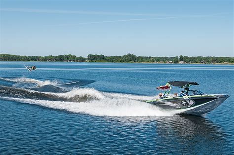 Wakeboard Boat Reviews Super Air Nautique G Wakeboarding Mag