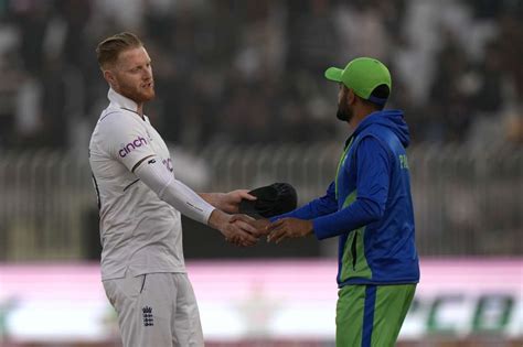 Pak Vs Eng St Test As England Defeat Pakistan In Series Opener