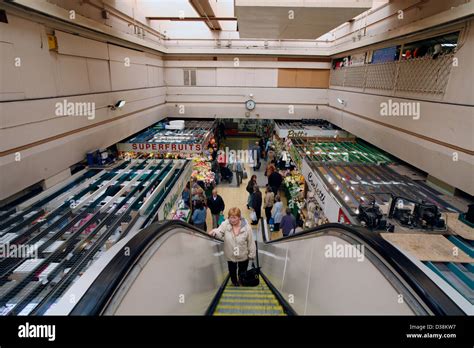 Barnsley Shopping Hi Res Stock Photography And Images Alamy