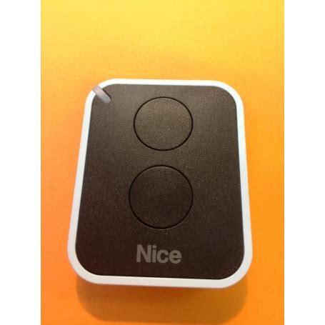 Compatible avec les récepteurs nice flor. Télécommande NICE ONE 2E - Télécommande portail