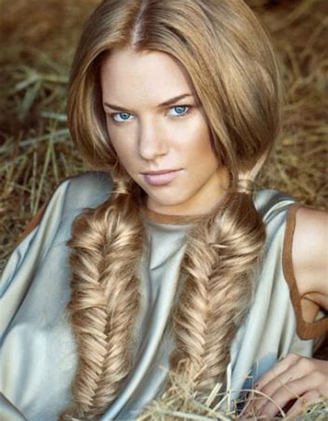 This new braid encyclopedia video is beginner friendly, but may help those of you who are more advanced too!★more fishtail brai. Picture Of Cool Ideas To Do Fishtail Hairstyle 1