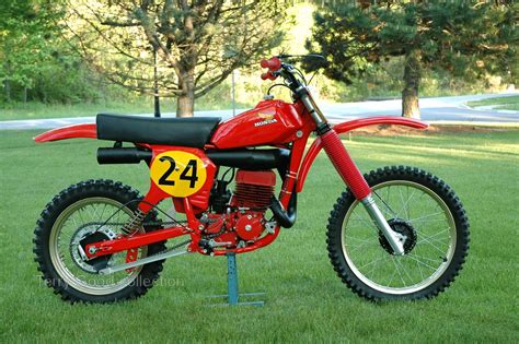 The 2019 honda motocross family at matterley basin, uk subscribe so you don't miss out! 1976 Honda RC500 Works Bike | Vintage motocross, Classic ...