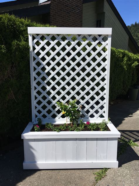 I made this to hide the garbage cans.
