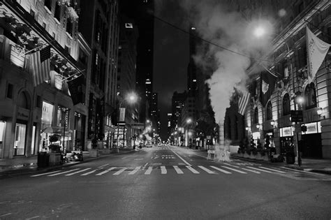 Черно Белое Фото Улиц Городов —