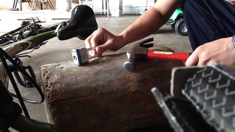 The sequence may be entered using a single rotating dial which interacts with several discs or cams by using a set of several rotating discs with inscribed symbols which directly interact with the locking mechanism or. How to unlock a master lock without a key! - YouTube