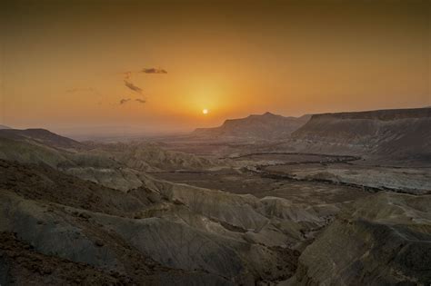 Desert Sunrise Sunrise Over Zin Wadi In The Negev Desert Of Israel