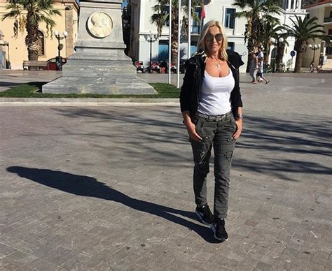 «δεν θυμαμαι να ημουν ποτε πιστοσ.» Μαρία Σταματέρη: Σπάνια βραδινή έξοδος μετά από καιρό!