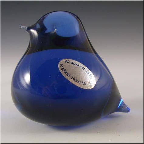 Wedgwood Blue Glass Fledgling Bird Paperweight Rsw429 Blue Glass Wedgwood Blue Wedgwood