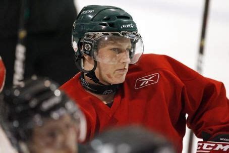 Nathan mackinnon a fait la rencontre du personnage bubbles de l'ancienne série satirique canadienne, mardi à denver, et a publié la photo sur instagram. Who is Nathan MacKinnon dating? Nathan MacKinnon ...