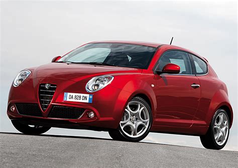 Il quinto posto è optional e, oltretutto, risulta stretto e scomodo. Alfa Romeo MiTo Officially the "Gay Car of the Year 2009 ...