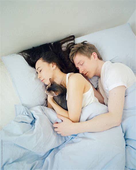Couple Sleeping With Cat By Duet Postscriptum Bed Couple