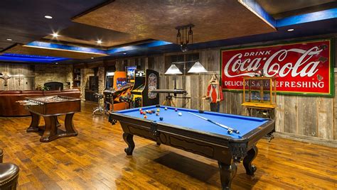 906 coca cola decorations products are offered for sale by suppliers on alibaba.com, of which flatware sets accounts for 1%, display racks accounts for 1%, and tissue boxes accounts for 1. Coca-Cola Decor: Vintage Posters, Coke Machines And DIY Ideas