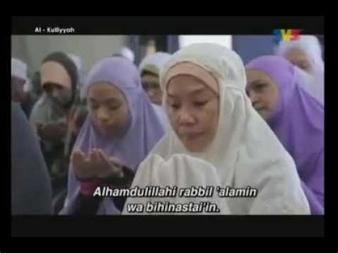 Ini kerana tanpa doa dari mereka hidup kita tidak akan mendapat keberkatan dan mungkin sukar untuk kita berjaya. Doa untuk ibu bapa - YouTube