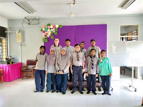 Seni sukar ditakrifkan, sebagaimana ia sukar dinilaikan, disebabkan setiap artis memilih peraturan dan tata rajah tersendiri untuk menentukan karyanya, masih boleh dikatakan bahawa seni adalah proses dan hasil pemilihan medium, set aturan untuk. .KELAS PENDIDIKAN KHAS PEMBELAJARAN SMK MAMBAU: AKTIVITI ...
