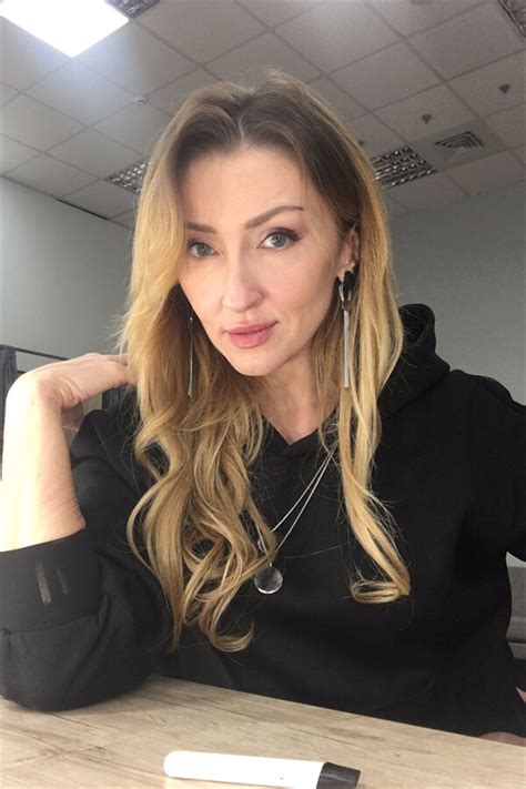 Wonderful Svetlana 44 Yo From Kiev With Blonde Hair Id 811393 Ladadate