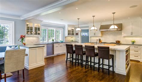 The experts at hgtv bring you the latest trends and updates in the home industry and tell you why it matters. Colonial Style Home Renovation Ideas - Cardello Architects